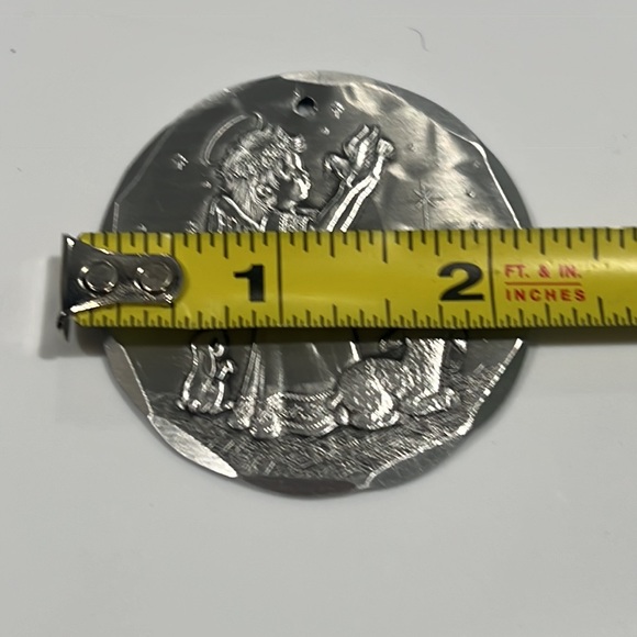 Littlest Angel Ornament - Wendell August Forge - Picture 5 of 6